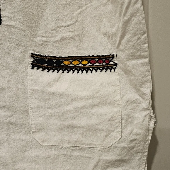 Ethiopian Tradotional  White Embroidered Lion Shirt Size L LIKE NEW - Picture 4 of 6